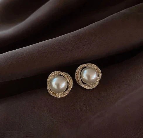 Pearl Tops Pair Earrings. - All-In-One Store