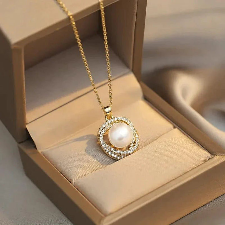 Pearl/Curb Chain Pendant - All-In-One Store